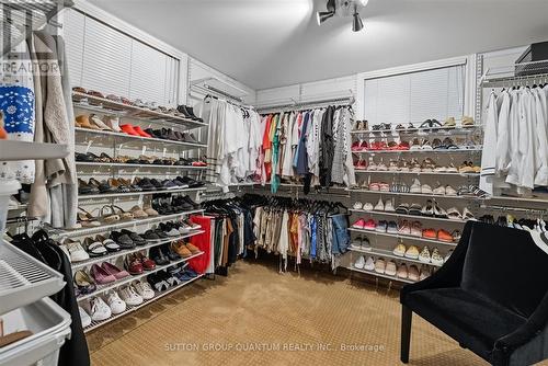 1109 Forestvale Drive, Burlington, ON - Indoor With Storage
