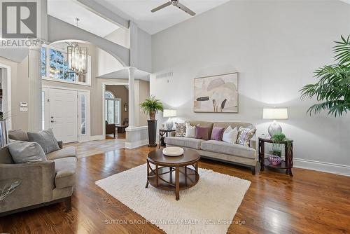 1109 Forestvale Drive, Burlington, ON - Indoor Photo Showing Living Room