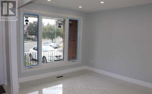 3210 Fairfox Crescent, Mississauga, ON - Indoor Photo Showing Other Room