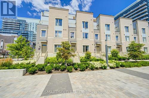 112 - 30 ALMOND BLOSSOM MEWS  Vaughan, ON L4K 0N6