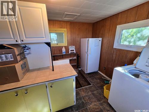 Mccormick Acreage, Weyburn Rm No. 67, SK - Indoor Photo Showing Laundry Room