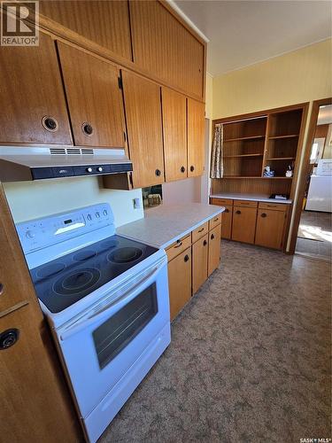 Mccormick Acreage, Weyburn Rm No. 67, SK - Indoor Photo Showing Kitchen