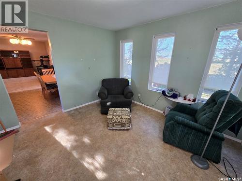 Mccormick Acreage, Weyburn Rm No. 67, SK - Indoor Photo Showing Living Room