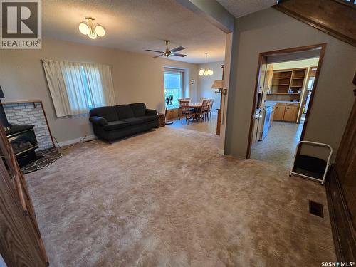 Mccormick Acreage, Weyburn Rm No. 67, SK - Indoor With Fireplace