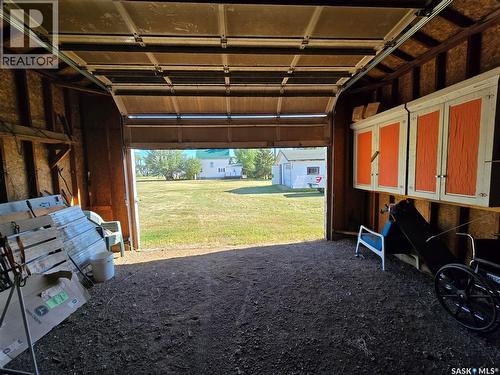 Mccormick Acreage, Weyburn Rm No. 67, SK - Indoor Photo Showing Garage