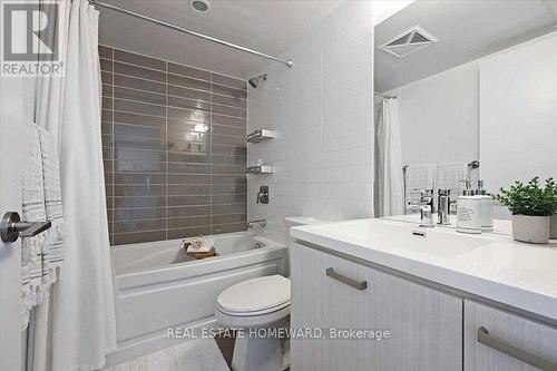 2601 - 125 Redpath Avenue, Toronto, ON - Indoor Photo Showing Bathroom