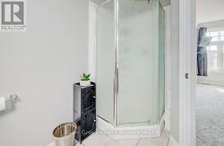 Ensuite - 