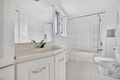 Bathroom - 99 6E Rue, L'Islet, QC - Indoor Photo Showing Bathroom