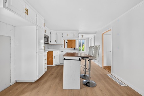 Kitchen - 99 6E Rue, L'Islet, QC - Indoor Photo Showing Kitchen