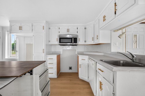Kitchen - 99 6E Rue, L'Islet, QC - Indoor Photo Showing Kitchen