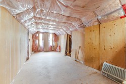 Garage - 
