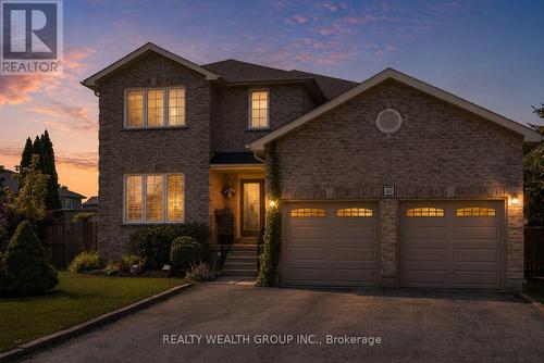 32 REYNOLDS LANE  Barrie, ON L4N 0P9