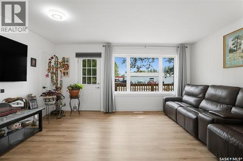 16 Walsh Street, Qu'Appelle, SK - Indoor Photo Showing Living Room