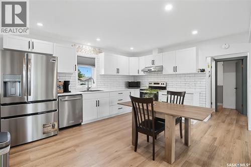 16 Walsh Street, Qu'Appelle, SK - Indoor Photo Showing Kitchen With Upgraded Kitchen