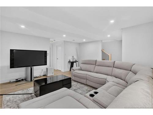 32 Luxor Dr, Riverview, NB 
