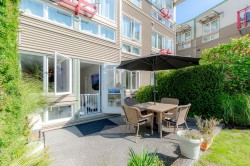 #207-99 Chapel St Nanaimo, BC V9R 5H3