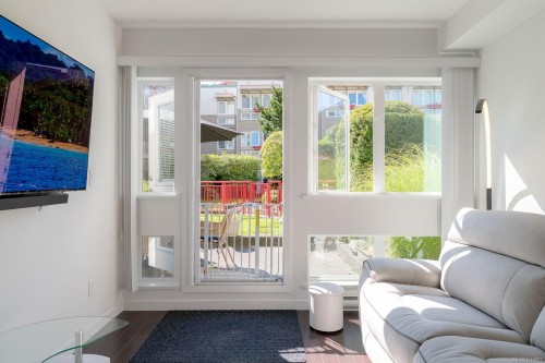 #207-99 Chapel St, Nanaimo, BC - Indoor