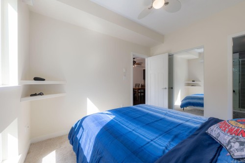 #207-99 Chapel St, Nanaimo, BC - Indoor Photo Showing Bedroom