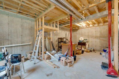 Sous-sol - 110 Rue Philipon, Saint-Calixte, QC - Indoor Photo Showing Basement