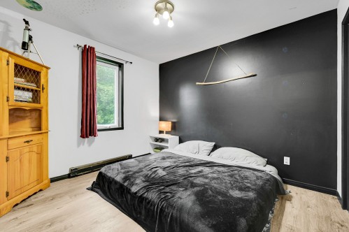 Chambre à coucher principale - 130 Rue Philipon, Saint-Calixte, QC - Indoor Photo Showing Bedroom