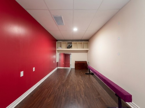 Salle de jeux - 850 Ch. Des Thuyas, Shawinigan, QC - Indoor Photo Showing Other Room