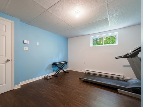 Chambre à coucher - 850 Ch. Des Thuyas, Shawinigan, QC - Indoor Photo Showing Gym Room