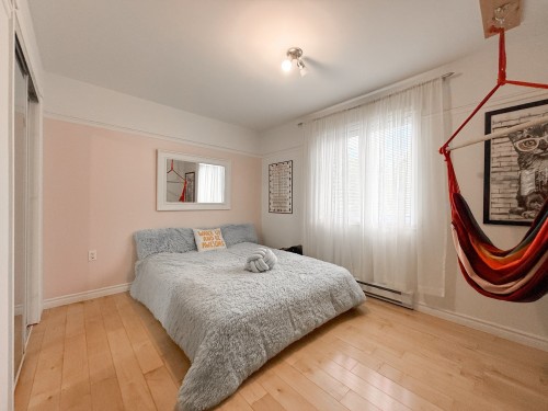 Chambre à coucher - 850 Ch. Des Thuyas, Shawinigan, QC - Indoor Photo Showing Bedroom