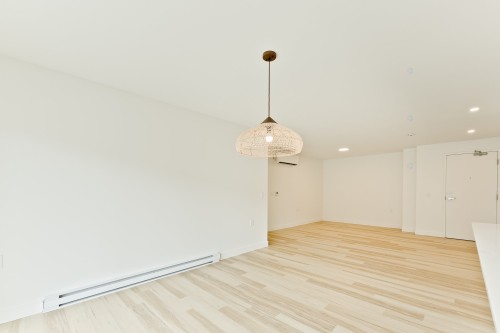 Overall view - 105-602 Allée Gérard-Laurendeau, Magog, QC - Indoor Photo Showing Other Room