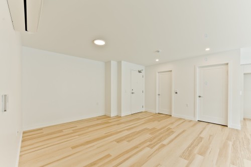 Living Room - 105-602 Allée Gérard-Laurendeau, Magog, QC - Indoor Photo Showing Other Room
