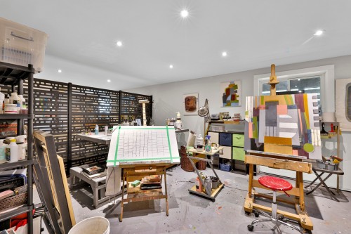 Atelier - 310 Ch. De Brébeuf, Mont-Tremblant, QC - Indoor