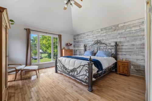 Chambre à coucher - 196 Rue Argyle, Shawville, QC - Indoor Photo Showing Bedroom