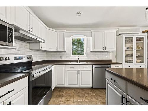 33 Robichaud Crt, Dieppe, NB 