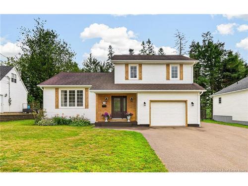 33 Robichaud Crt, Dieppe, NB 