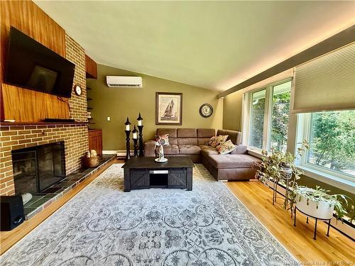 829 Edgehill Row, Saint John, NB 