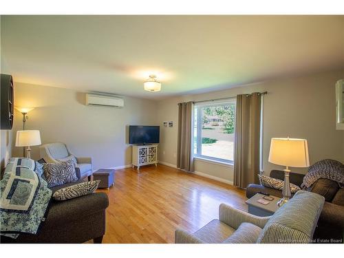 38 Donlea Dr, Hampton, NB 