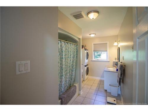 38 Donlea Dr, Hampton, NB - Indoor