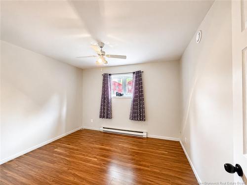 527 St Anne Rd, Bathurst, NB - Indoor Photo Showing Other Room