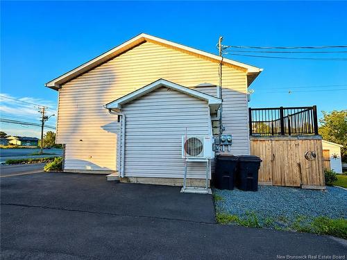 527 St Anne Rd, Bathurst, NB - Outdoor