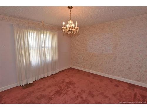 865 Barker St, Fredericton, NB 