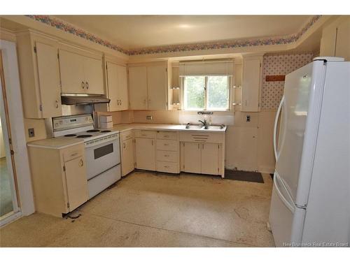 865 Barker St, Fredericton, NB 