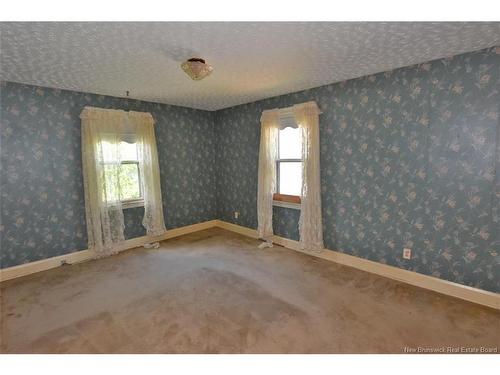 865 Barker St, Fredericton, NB 