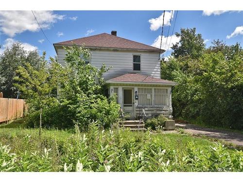 865 Barker St, Fredericton, NB 