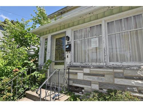 865 Barker St, Fredericton, NB 