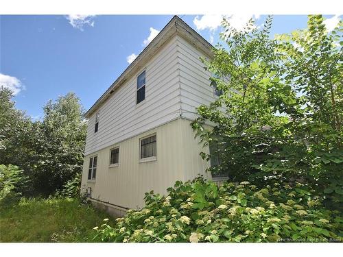 865 Barker St, Fredericton, NB 