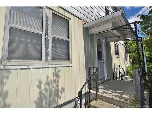 865 Barker St, Fredericton, NB 