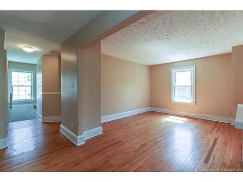2 Glenburn Crt, Saint John, NB 