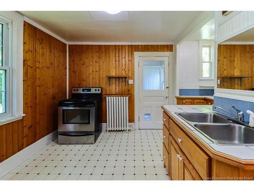 2 Glenburn Crt, Saint John, NB 