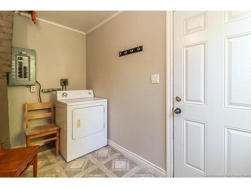 2 Glenburn Crt, Saint John, NB - Indoor Photo Showing Laundry Room