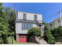 2 Glenburn CRT Saint John, NB E2K 3Y9