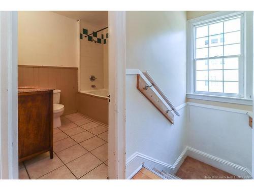 2 Glenburn Crt, Saint John, NB - Indoor Photo Showing Bathroom